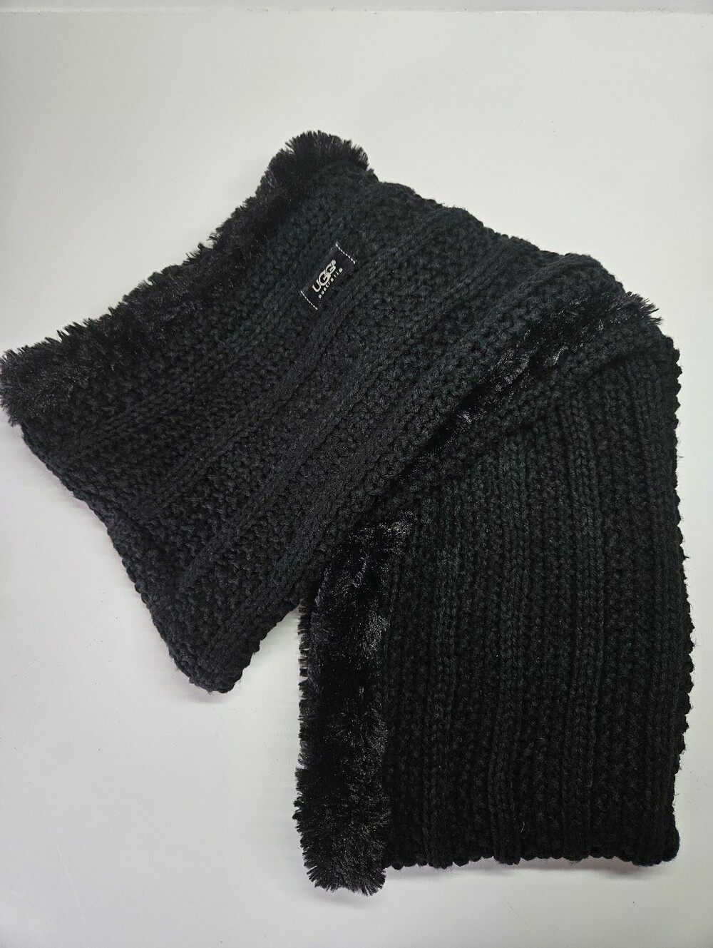 UGG Solid Black Sherpa Faux Fur Cable Knit Infinity Scarf
